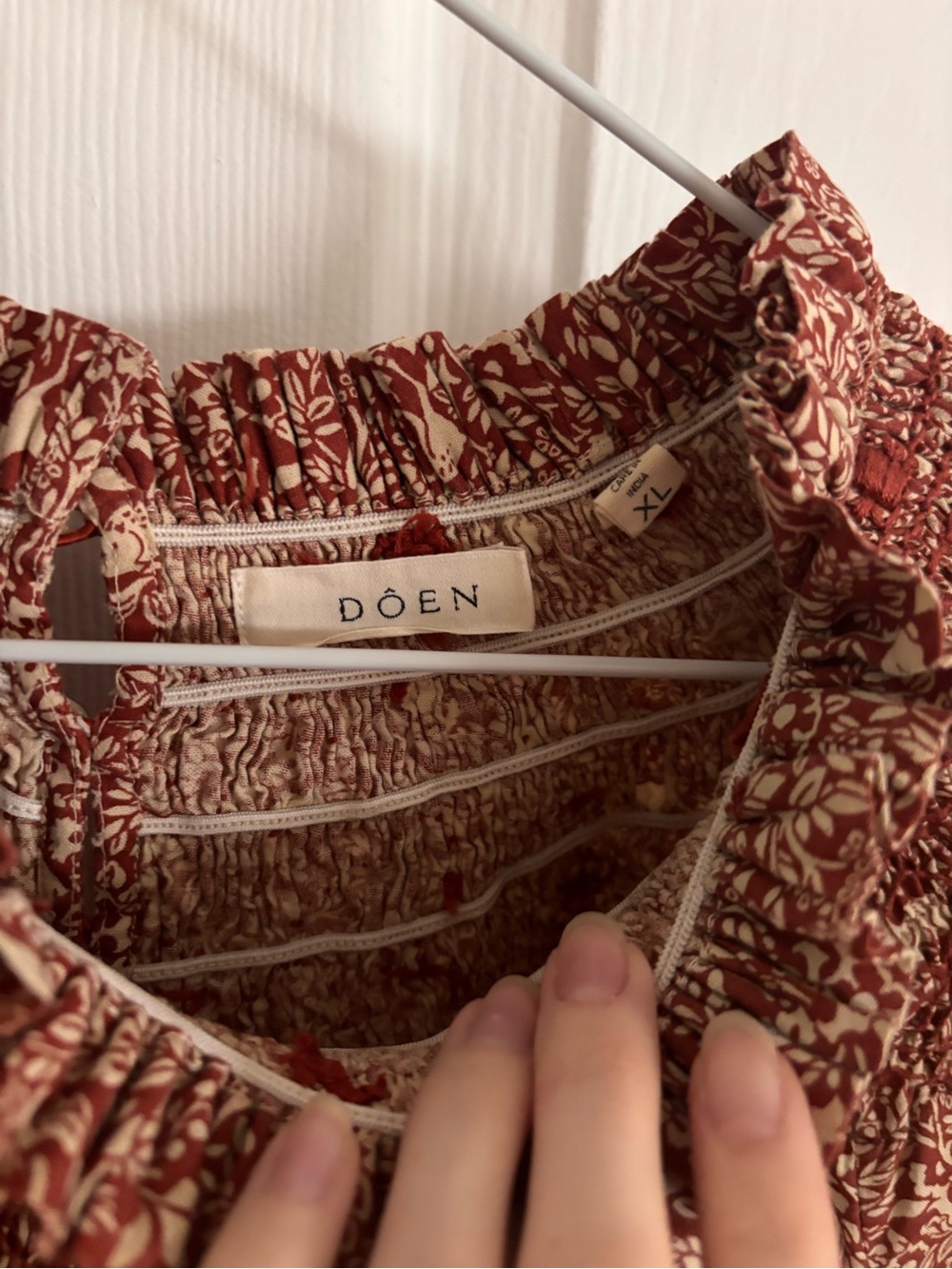 Doen Rust Floral Smocked-Neck Peasant Blouse - Picture 4 of 6